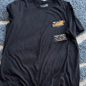 New with tag…Yain’t Local Black Men's graphic T-Shirt